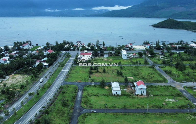 Cần bán 200m đất biệt thự nhà vườn giáp biển Lăng Cô - Huế giá rẻ nhất thị trường